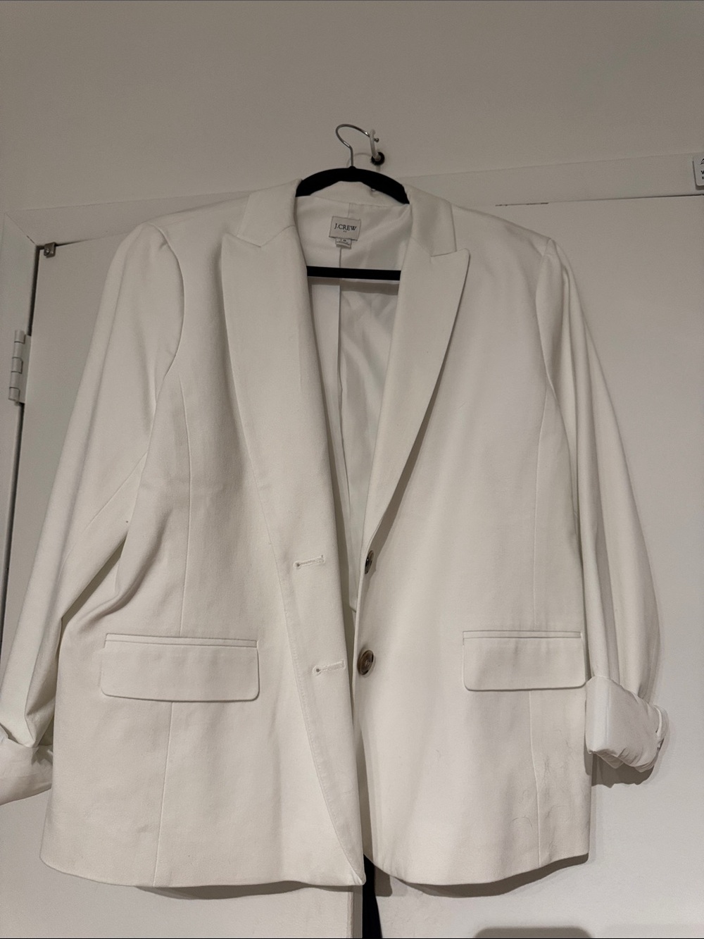 NWT Jcrew factory Cotton-blend two-button blazer in white. Size 18. Fully lined.